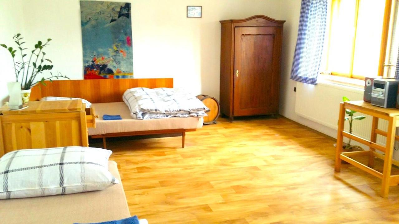 Safar Residence Hrachoviste エクステリア 写真
