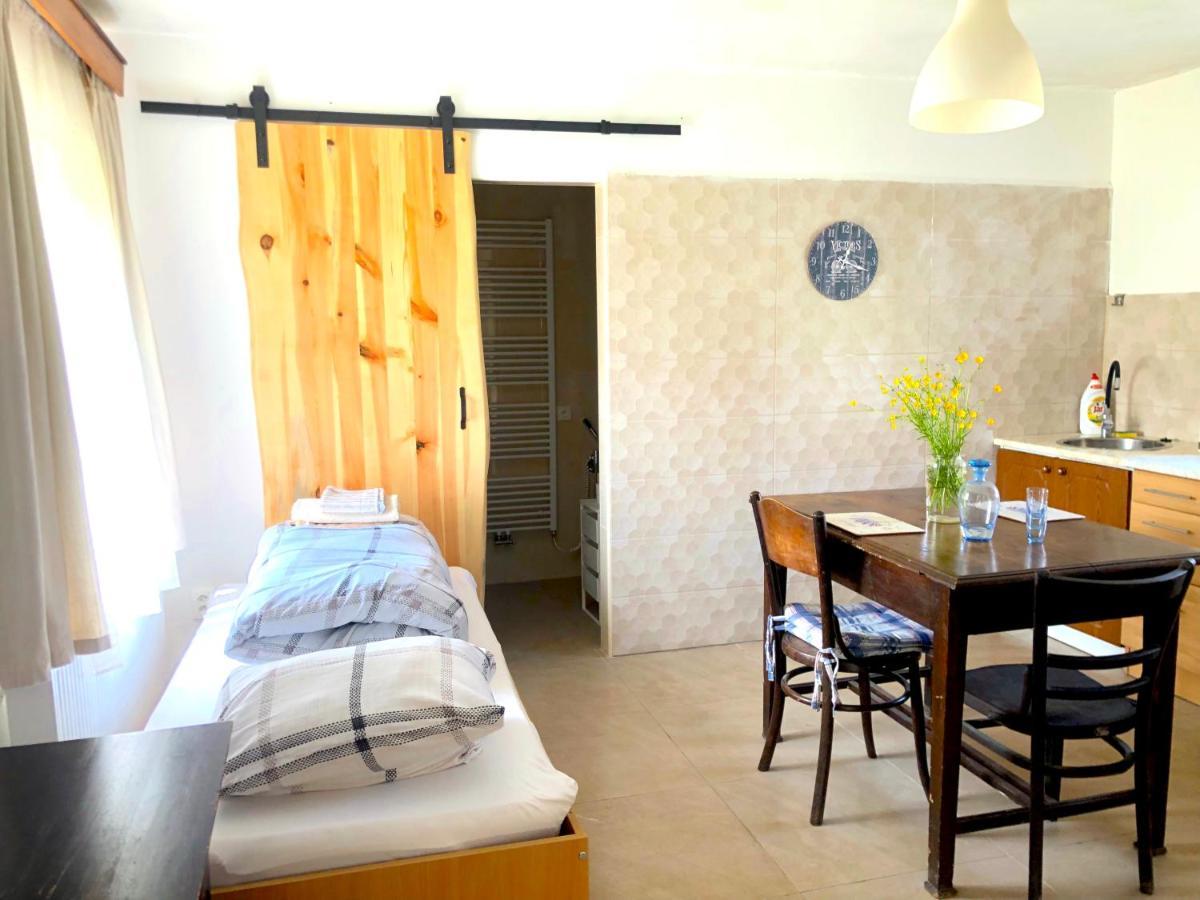 Safar Residence Hrachoviste エクステリア 写真